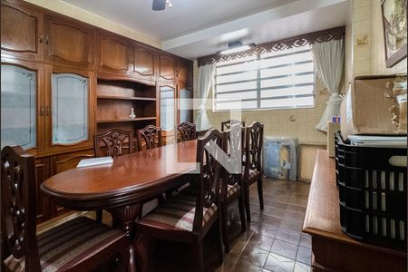 Casa à venda com 470m², 3 quartos e 4 vagasCopa