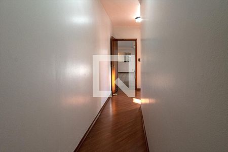 Casa à venda com 470m², 3 quartos e 4 vagasCorredor