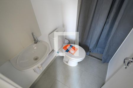 Banheiro de apartamento para alugar com 2 quartos, 37m² em Vila Moinho Velho, São Paulo