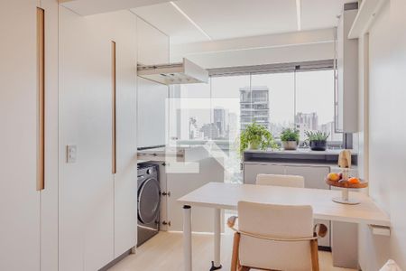 Studio de kitnet/studio à venda com 1 quarto, 30m² em Pinheiros, São Paulo