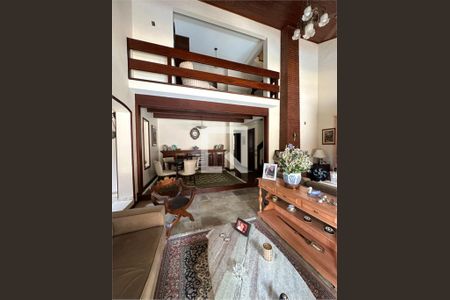 Casa à venda com 4 quartos, 420m² em Barra da Tijuca, Rio de Janeiro