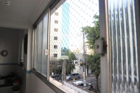 Apartamento à venda com 110m², 3 quartos e 1 vagaÁrea de Serviço