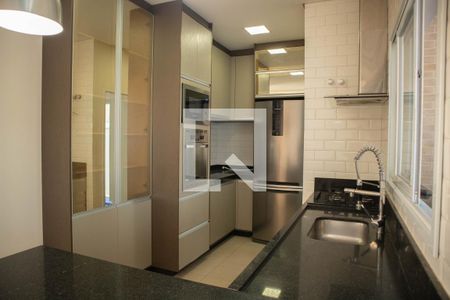 Casa de condomínio para alugar com 210m², 3 quartos e 4 vagas Casa de condomínio para alugar com 210m², 3 quartos e 4 vagasCozinha