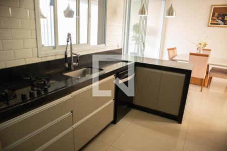 Casa de condomínio para alugar com 210m², 3 quartos e 4 vagas Casa de condomínio para alugar com 210m², 3 quartos e 4 vagasCozinha