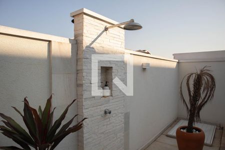 Casa de condomínio para alugar com 210m², 3 quartos e 4 vagas Casa de condomínio para alugar com 210m², 3 quartos e 4 vagasPiscina