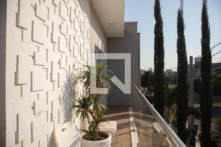 Casa de condomínio para alugar com 210m², 3 quartos e 4 vagas Casa de condomínio para alugar com 210m², 3 quartos e 4 vagasSuíte Varanda