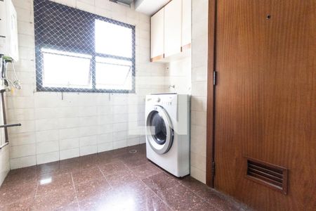 Apartamento à venda com 118m², 3 quartos e 3 vagasÁrea de serviço