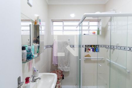 Casa à venda com 250m², 3 quartos e 2 vagasBanheiro da Suíte