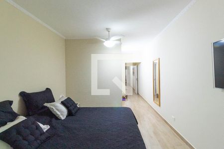 Casa à venda com 250m², 3 quartos e 2 vagasQuarto Suíte