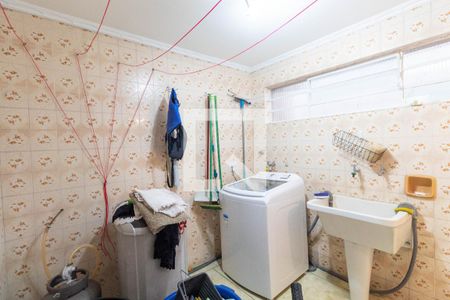 Casa à venda com 250m², 3 quartos e 2 vagasLavanderia