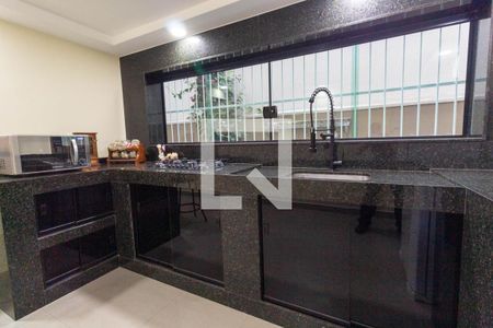Casa à venda com 250m², 3 quartos e 2 vagasCozinha