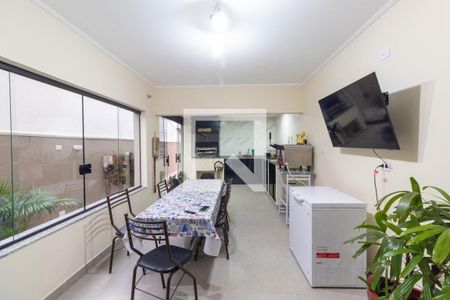 Casa à venda com 250m², 3 quartos e 2 vagasÁrea gourmet