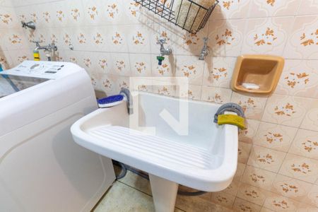 Casa à venda com 250m², 3 quartos e 2 vagasLavanderia