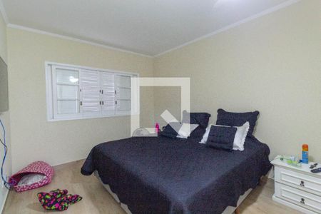 Casa à venda com 250m², 3 quartos e 2 vagasQuarto Suíte