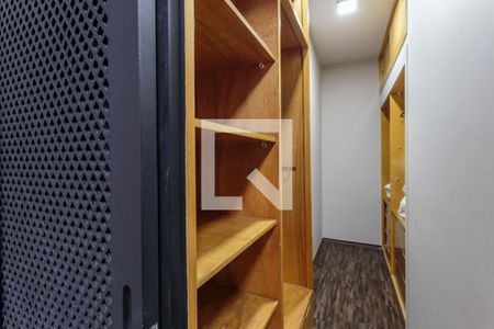 Apartamento para alugar com 68m², 1 quarto e 1 vaga Apartamento para alugar com 68m², 1 quarto e 1 vagaCloset