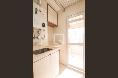 Apartamento para alugar com 67m², 2 quartos e 1 vagaÁrea de Serviço