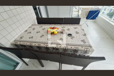 Detalhe da varanda de apartamento para alugar com 2 quartos, 80m² em Vila Caiçara, Praia Grande