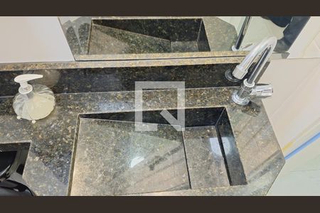 Apartamento para alugar com 80m², 2 quartos e 1 vagaLavabo