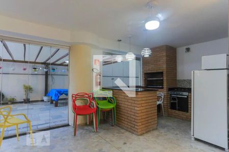 Apartamento à venda com 76m², 2 quartos e 1 vagaChurrasqueira