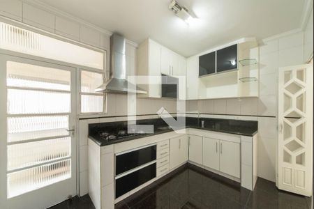 Apartamento para alugar com 76m², 2 quartos e 1 vaga Apartamento para alugar com 76m², 2 quartos e 1 vagaCozinha