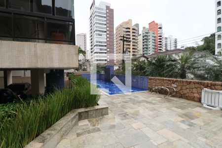 Apartamento para alugar com 158m², 4 quartos e 2 vagas Apartamento para alugar com 158m², 4 quartos e 2 vagasÁrea comum - Piscina