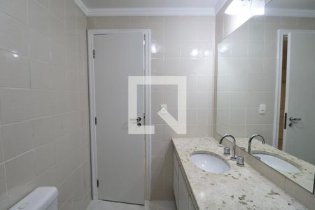 Apartamento para alugar com 158m², 4 quartos e 2 vagas Apartamento para alugar com 158m², 4 quartos e 2 vagasBanheiro Suíte 2