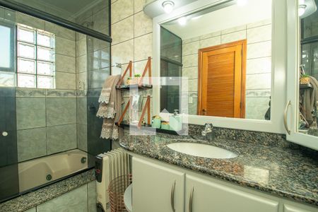 Casa à venda com 190m², 3 quartos e 2 vagasBanheiro da Suíte
