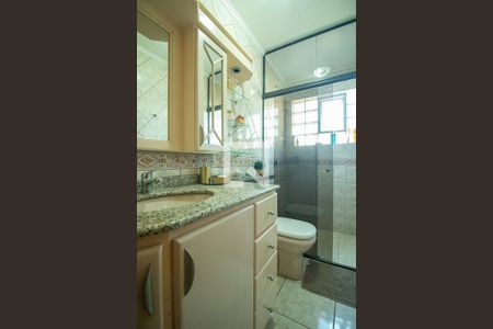 Casa à venda com 190m², 3 quartos e 2 vagasBanheiro