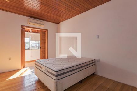 Suíte de casa à venda com 3 quartos, 190m² em Rubem Berta, Porto Alegre