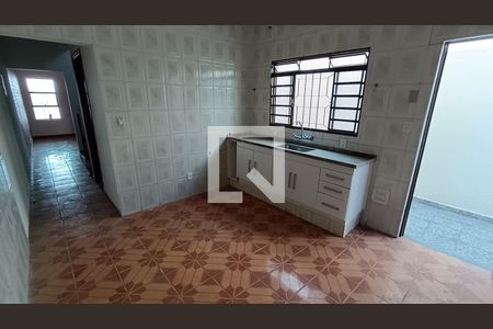 Casa para alugar com 220m², 2 quartos e sem vagaCozinha
