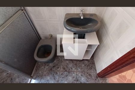 Casa para alugar com 220m², 2 quartos e sem vagaBanheiro Social