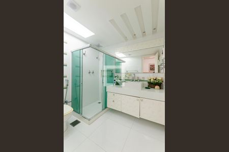 Casa à venda com 600m², 4 quartos e 2 vagasBanheiro da Suíte 3