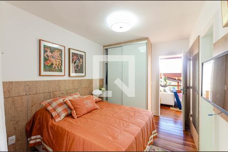 Casa à venda com 600m², 4 quartos e 2 vagasSuite 3