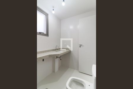 Apartamento à venda com 76m², 2 quartos e 1 vagaBanheiro da Suíte 1