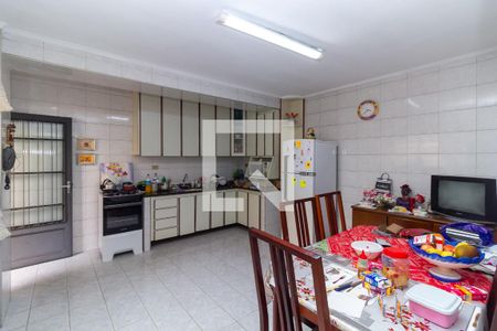 Casa à venda com 106m², 3 quartos e 3 vagasCozinha
