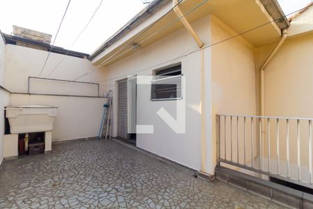 Casa à venda com 106m², 3 quartos e 3 vagasQuintal