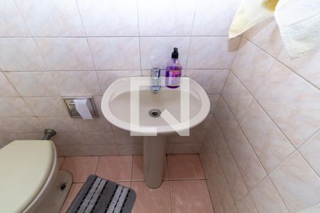 Casa à venda com 106m², 3 quartos e 3 vagasBanheiro 2