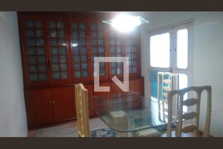 Casa à venda com 4 quartos, 253m² em Campo Belo, São Paulo