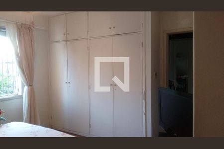 Casa à venda com 4 quartos, 253m² em Campo Belo, São Paulo