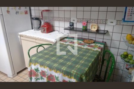 Casa à venda com 4 quartos, 253m² em Campo Belo, São Paulo