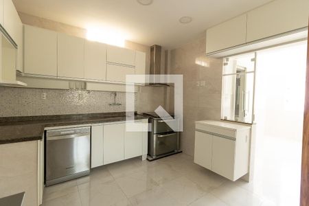 Apartamento à venda com 93m², 3 quartos e sem vagaCozinha