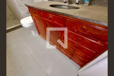 Apartamento à venda com 170m², 3 quartos e 1 vagaSuíte banheiro