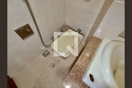 Apartamento à venda com 170m², 3 quartos e 1 vagaBanheiro social