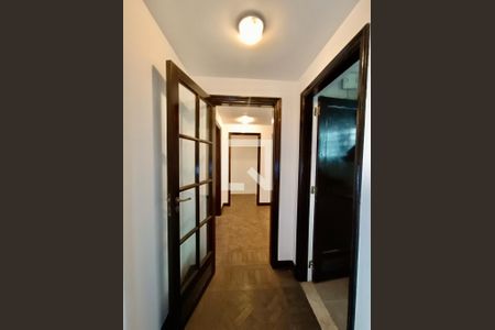 Apartamento à venda com 170m², 3 quartos e 1 vagaCorredor