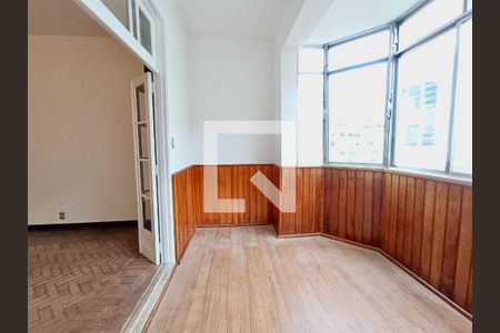 Apartamento à venda com 170m², 3 quartos e 1 vagaVaranda