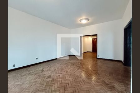 Apartamento à venda com 170m², 3 quartos e 1 vagaSala