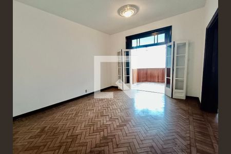 Apartamento à venda com 170m², 3 quartos e 1 vagaSala jantar