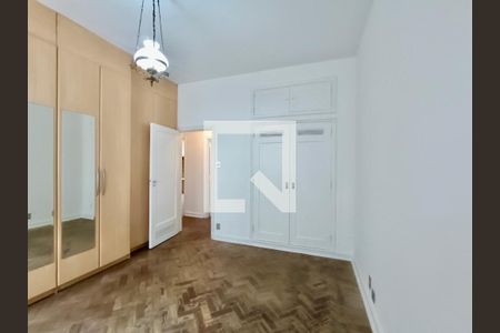 Apartamento à venda com 170m², 3 quartos e 1 vagaSuíte