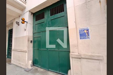 Apartamento à venda com 170m², 3 quartos e 1 vagaFachada com cartaz QA