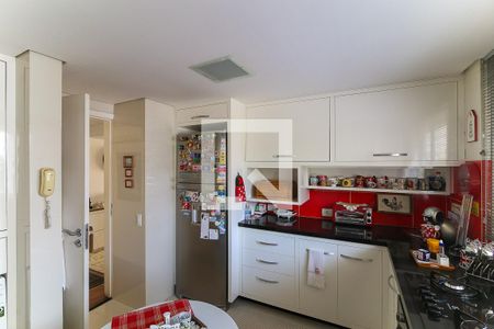 Apartamento à venda com 135m², 2 quartos e 2 vagas Apartamento à venda com 135m², 2 quartos e 2 vagasCozinha